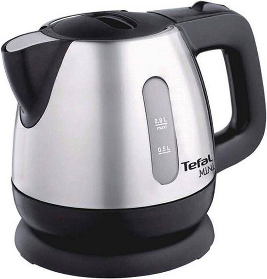 Tefal Waterkoker BI8125 in RVS en zwart op een aanrecht