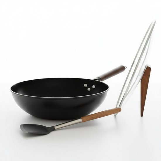 Rednas Takumi Series wokpan van 32 centimeter met deksel en houten handvat